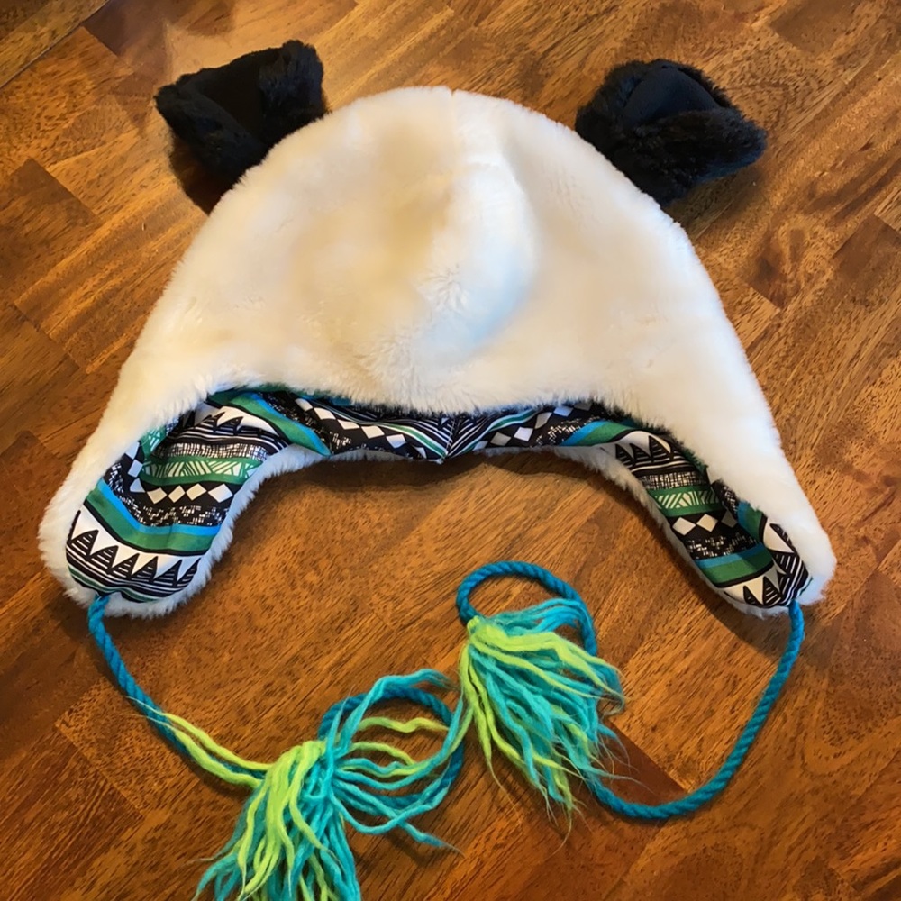 Beanie - Picture 2 of 4